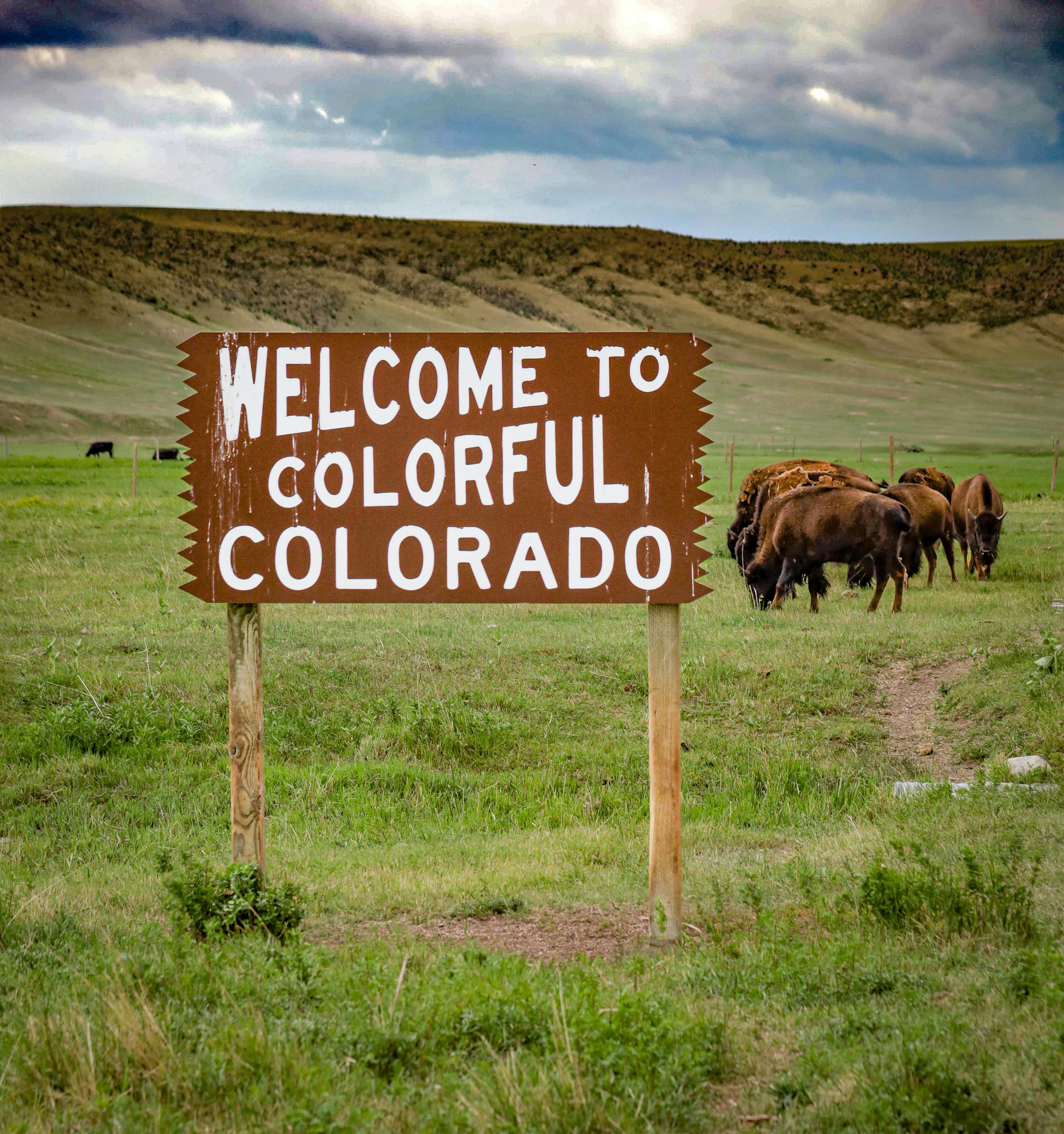 A sign that says welcome to colorful colorado - The Explore Horizon